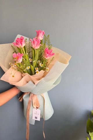 Bó Hoa Tulip 5 bông A0250