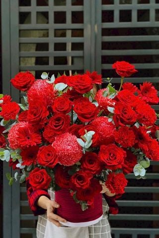 Hộp Hoa Tone Đỏ A0260