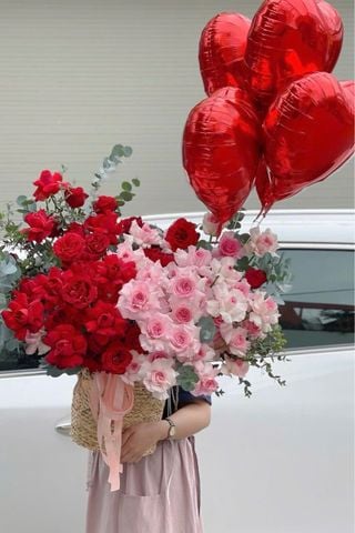 Giỏ Hoa Mix Đỏ Hồng A0307