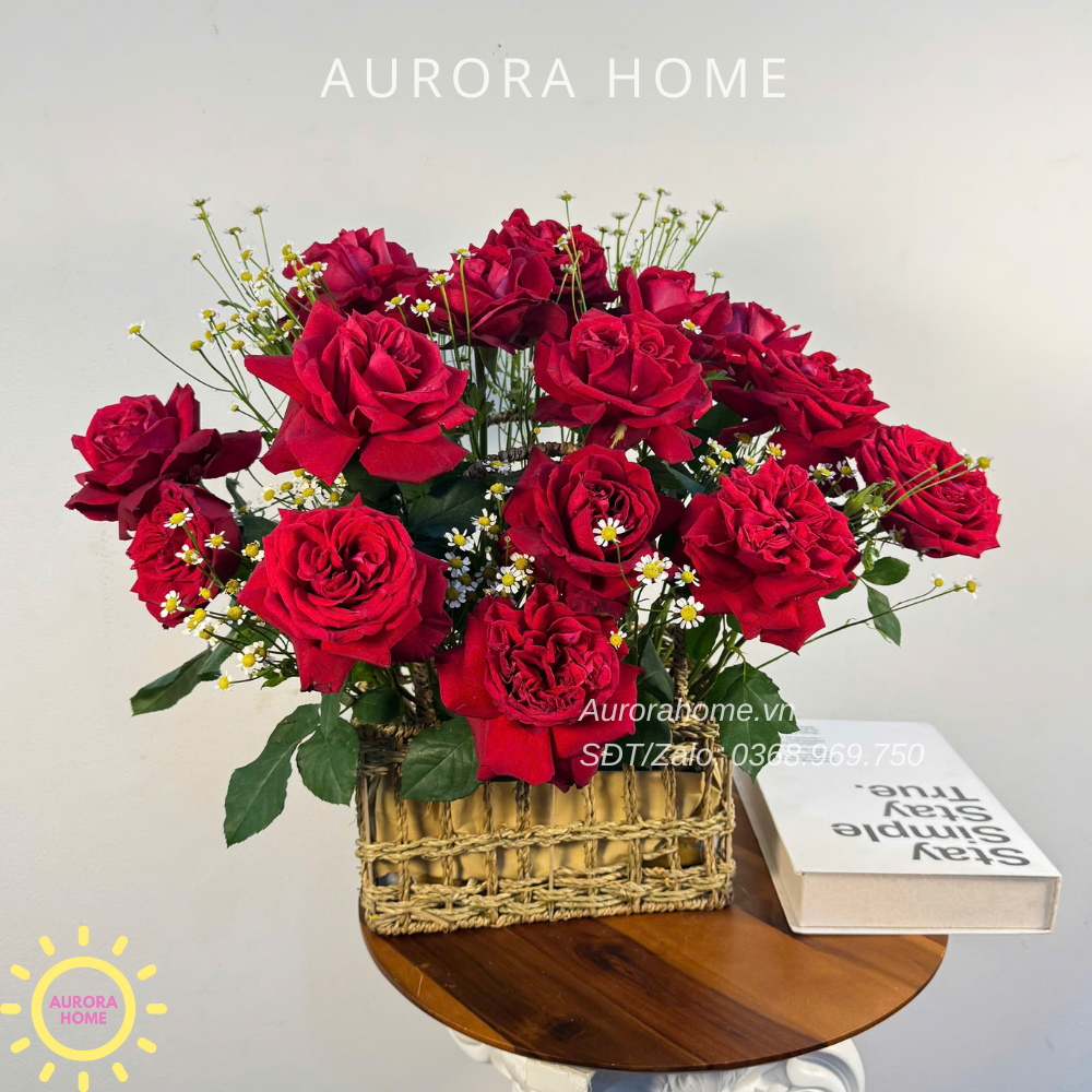 Giỏ hoa tươi Scarlet Love – Tình Yêu Đỏ Thắm