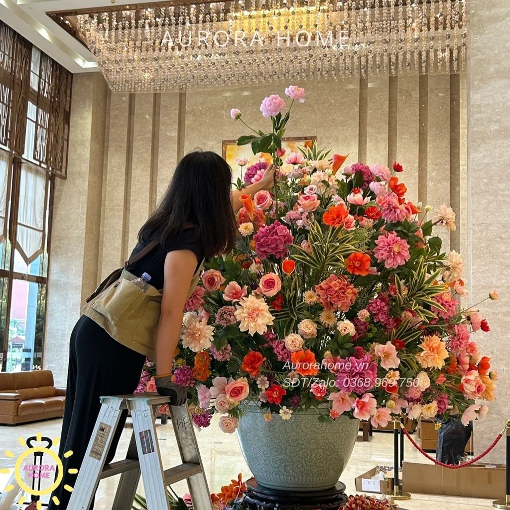 Bình hoa giả lớn trang trí đại sảnh Sana Erica