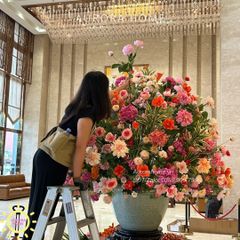 Bình hoa giả lớn trang trí đại sảnh Sana Erica