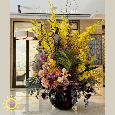 Bình hoa sảnh lớn tông vàng ấm sang trọng Yellow Dita Mina