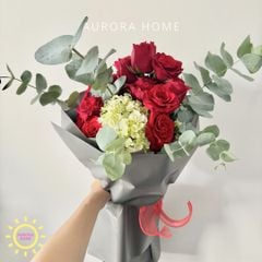 Bó hoa hồng đỏ tươi Love You sang trọng