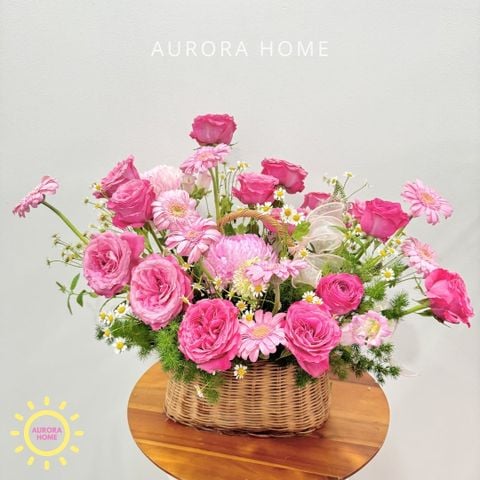 Giỏ hoa tươi Love Spring sắc hồng tươi tắn