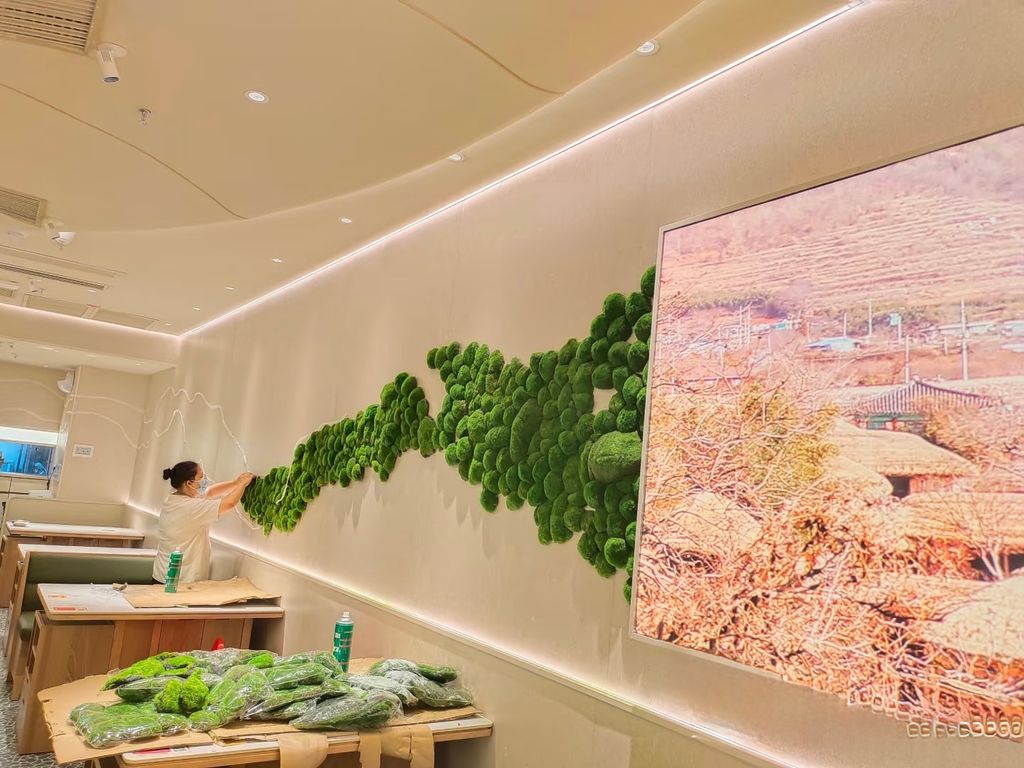 Tường rêu bảo tồn trang trí quán ăn, nhà hàng (Mẫu 2)