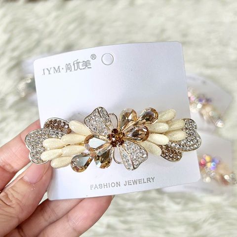  Kẹp Tóc  KTT0063 Đính Đá & Ngọc Trai – Phụ Kiện Sang Chảnh 