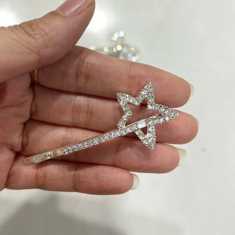  Kẹp Tóc KTT0014 – 4 Mẫu Hot Trend: Nơ Tim, Ngôi Sao Băng, Nơ Thanh Lịch, Hoa Tuyết Tinh Khôi 