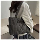  Túi xách XTT0014 Chần Bông Form Mềm – Thanh Lịch Hiện Đại, Dễ Phối Đồ 