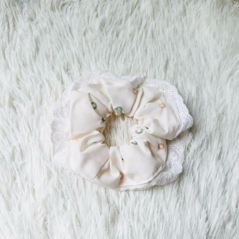  Cột tóc CT0017 Scrunchie hoa vải Hàn Quốc 