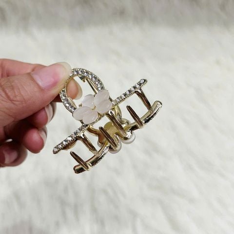  Kẹp Tóc Ngọc Trai KTT0081 – Sang Chảnh Nhẹ Nhàng 