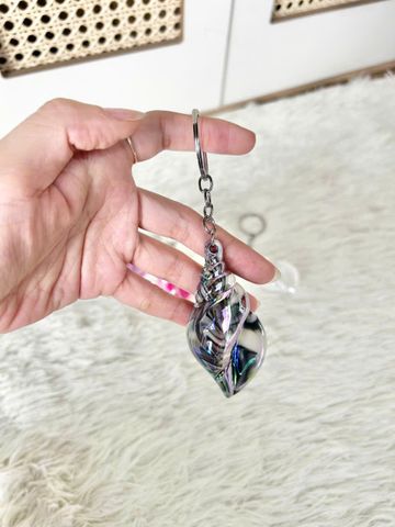  Móc Khóa Vỏ Ốc Xà Cừ Ánh Kim KMC025 