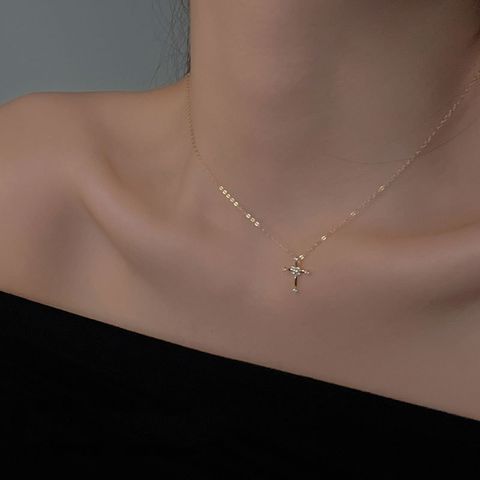  Dây chuyền DVC0040 Mặt Thánh Giá Đính Đá 