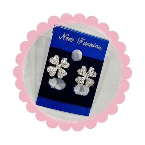  Bông Tai Đính Đá TB0400 – Tỏa Sáng Như Nàng Hoa Bốn Lá May Mắn 