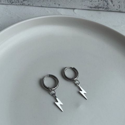  Bông tai TB0430 – Khuyên tròn titan treo tia sét cá tính, phong cách street ⚡ 