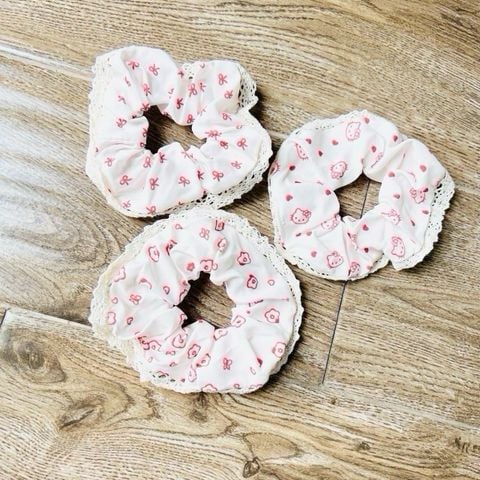  Cột tóc CT0017 Scrunchie hoa vải Hàn Quốc 