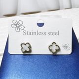  Bông Tai TB0440 Cỏ 4 Lá Titan – Nhỏ Xinh, May Mắn, Dễ Phối Đồ 