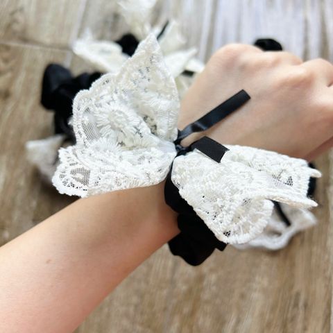  ✨ Cột Tóc CO0257 – Lace Ribbon Chic | Nơ Ren Trắng Đen Sang Xinh 