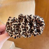  Kẹp Tóc chuối KTT020 – Bèo mềm xinh 