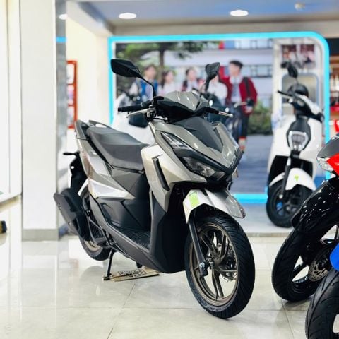 VARIO 125 (2027) VÀNG CÁT