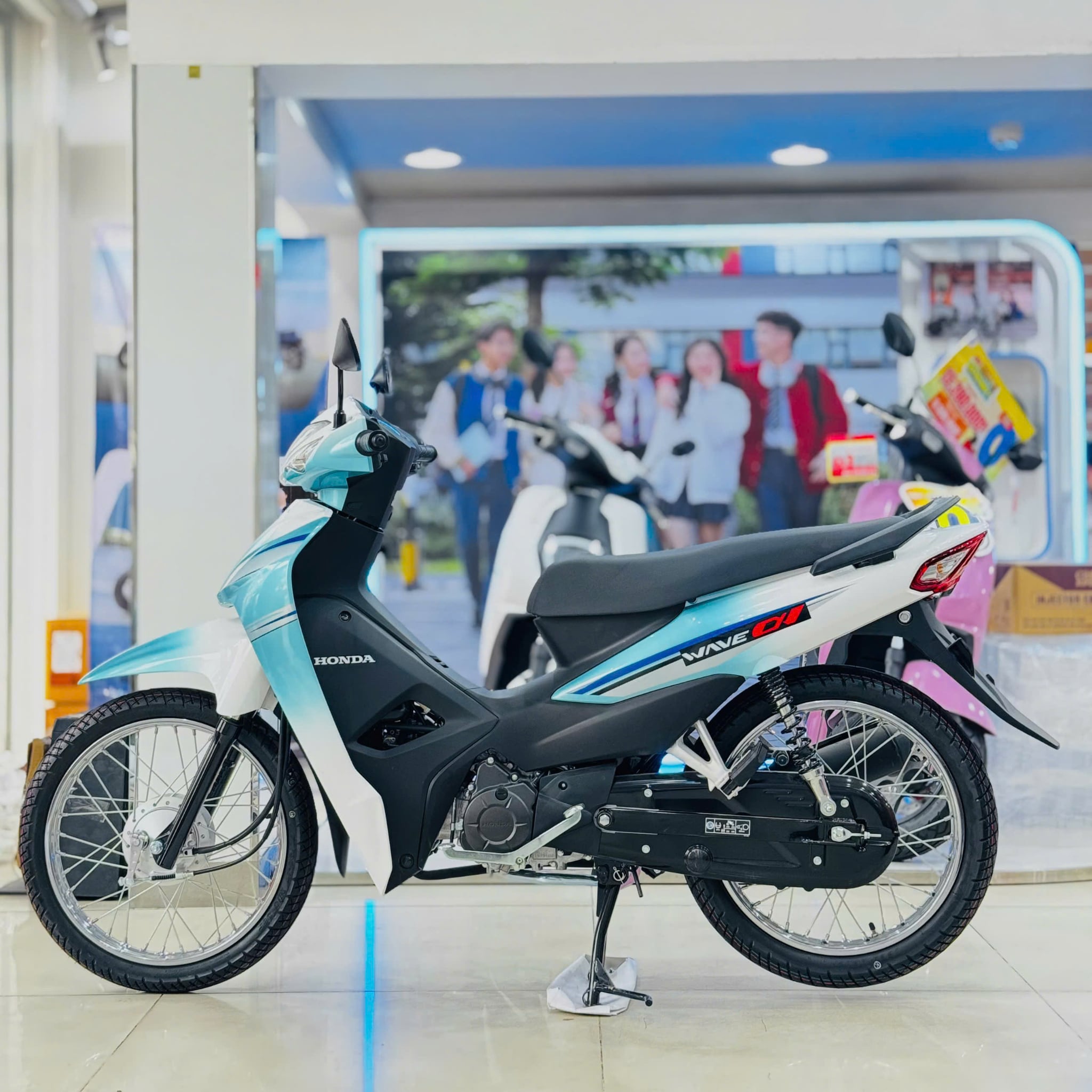WAVE ALPHA TRẮNG XANH LOANG
