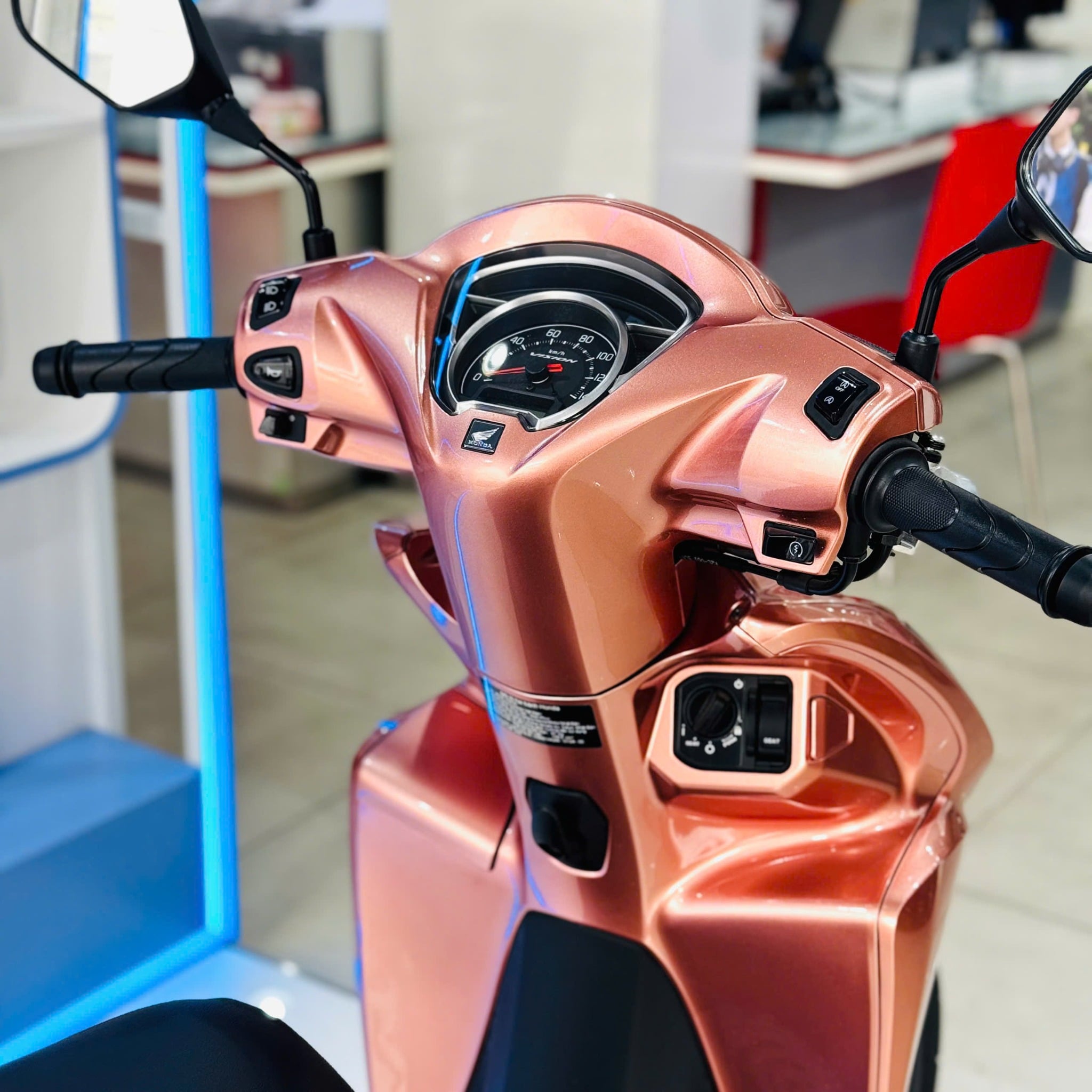 Vision Vàng Đồng