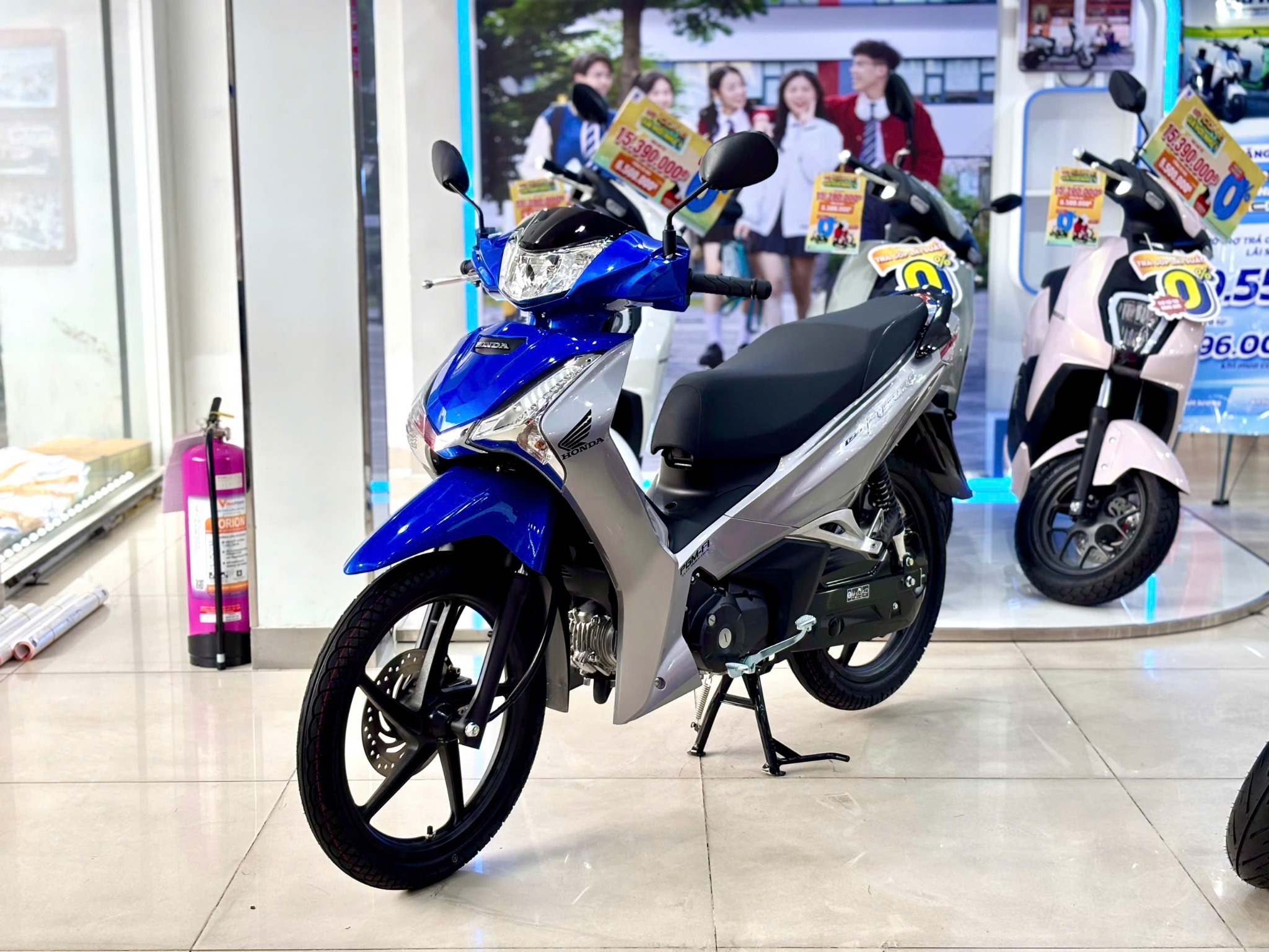 Future Xanh Bạc
