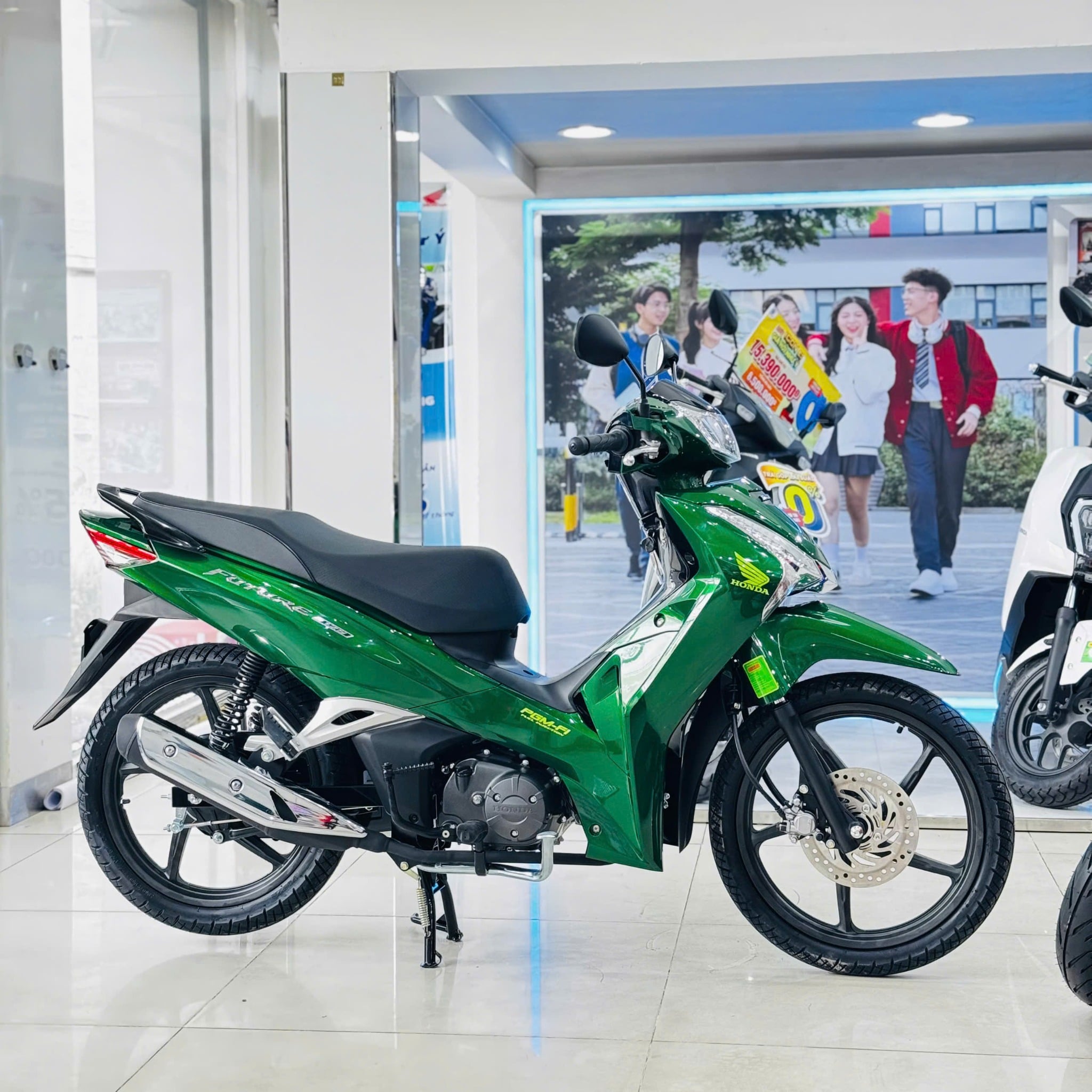 Future Xanh Lục Bảo