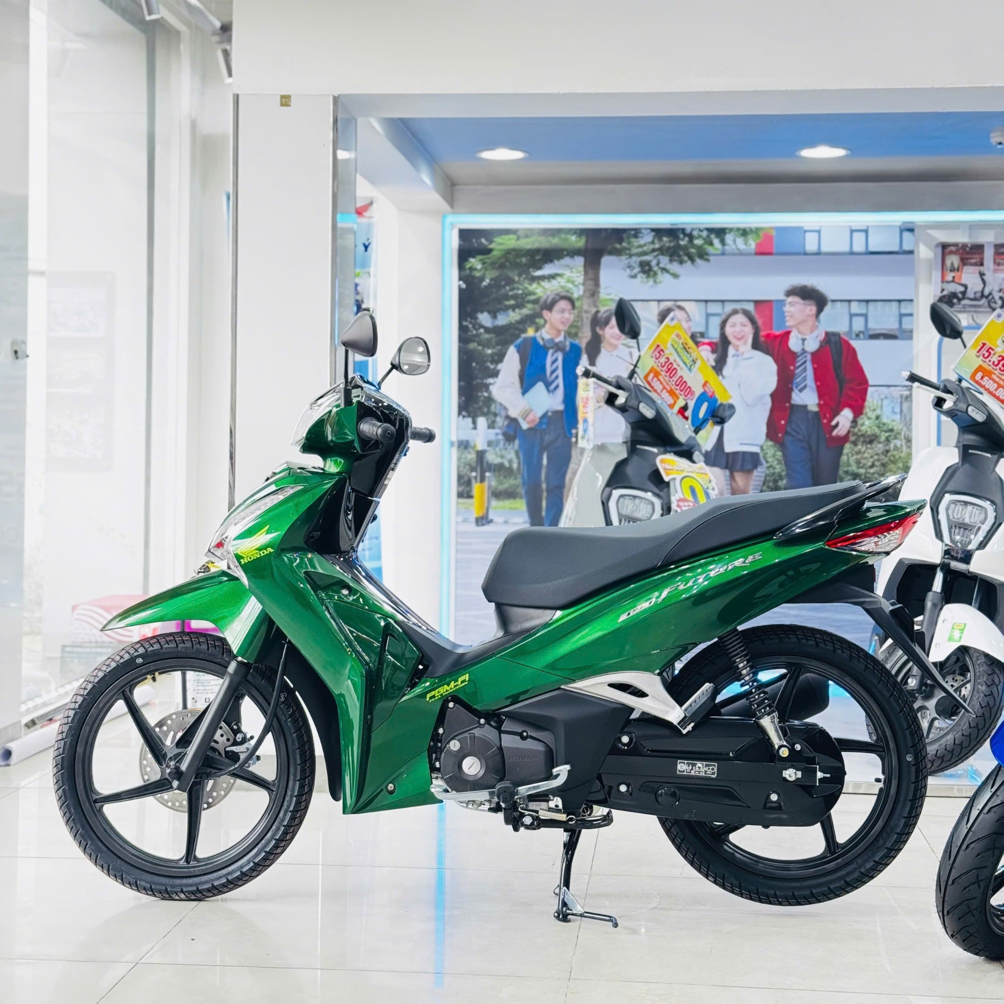 Future Xanh Lục Bảo