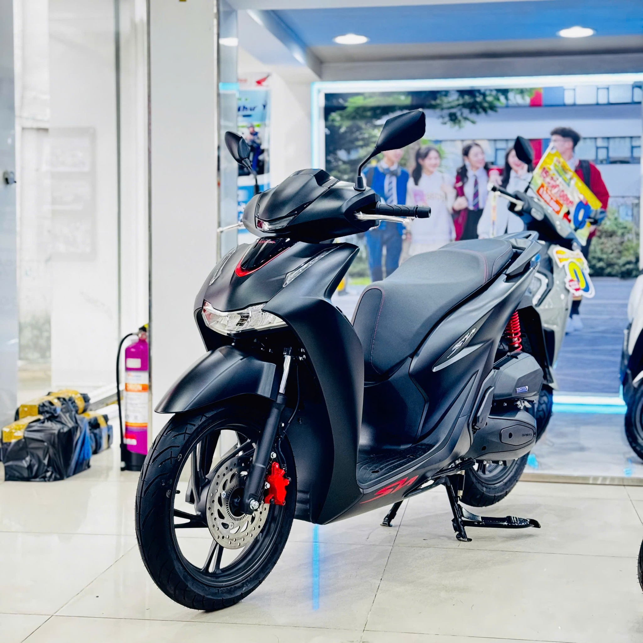 SH 125/160 ĐEN NHÁM
