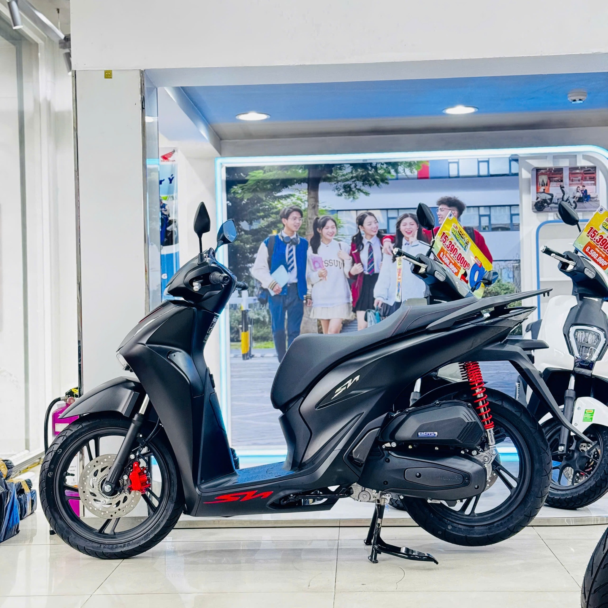 SH 125/160 ĐEN NHÁM