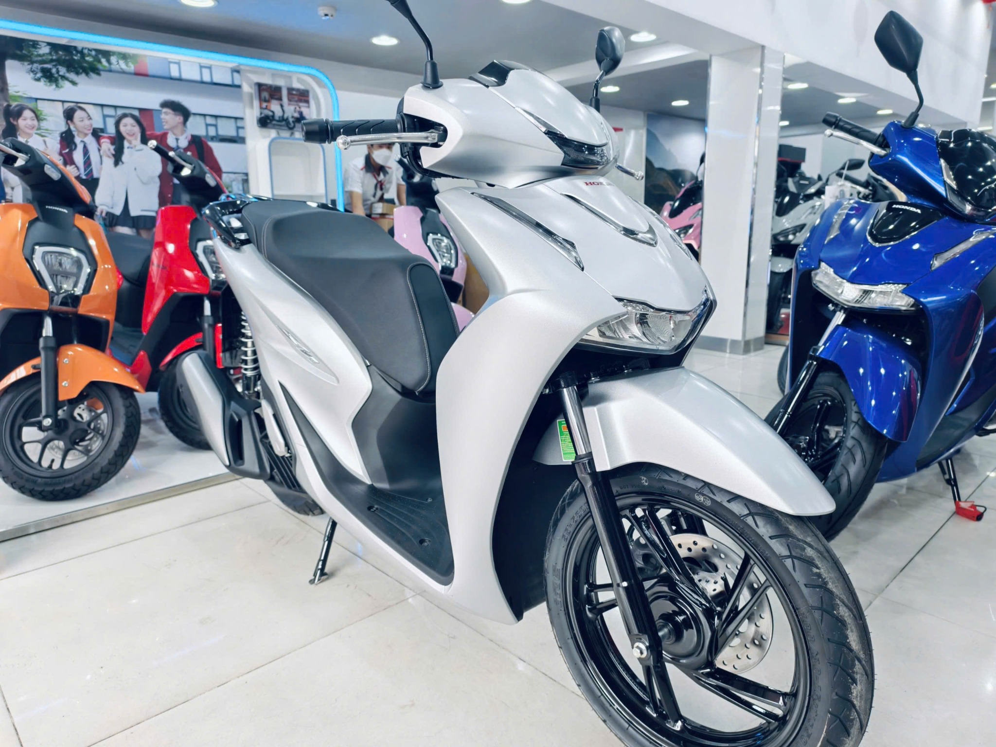 SH 125/160 BẠC NHÁM