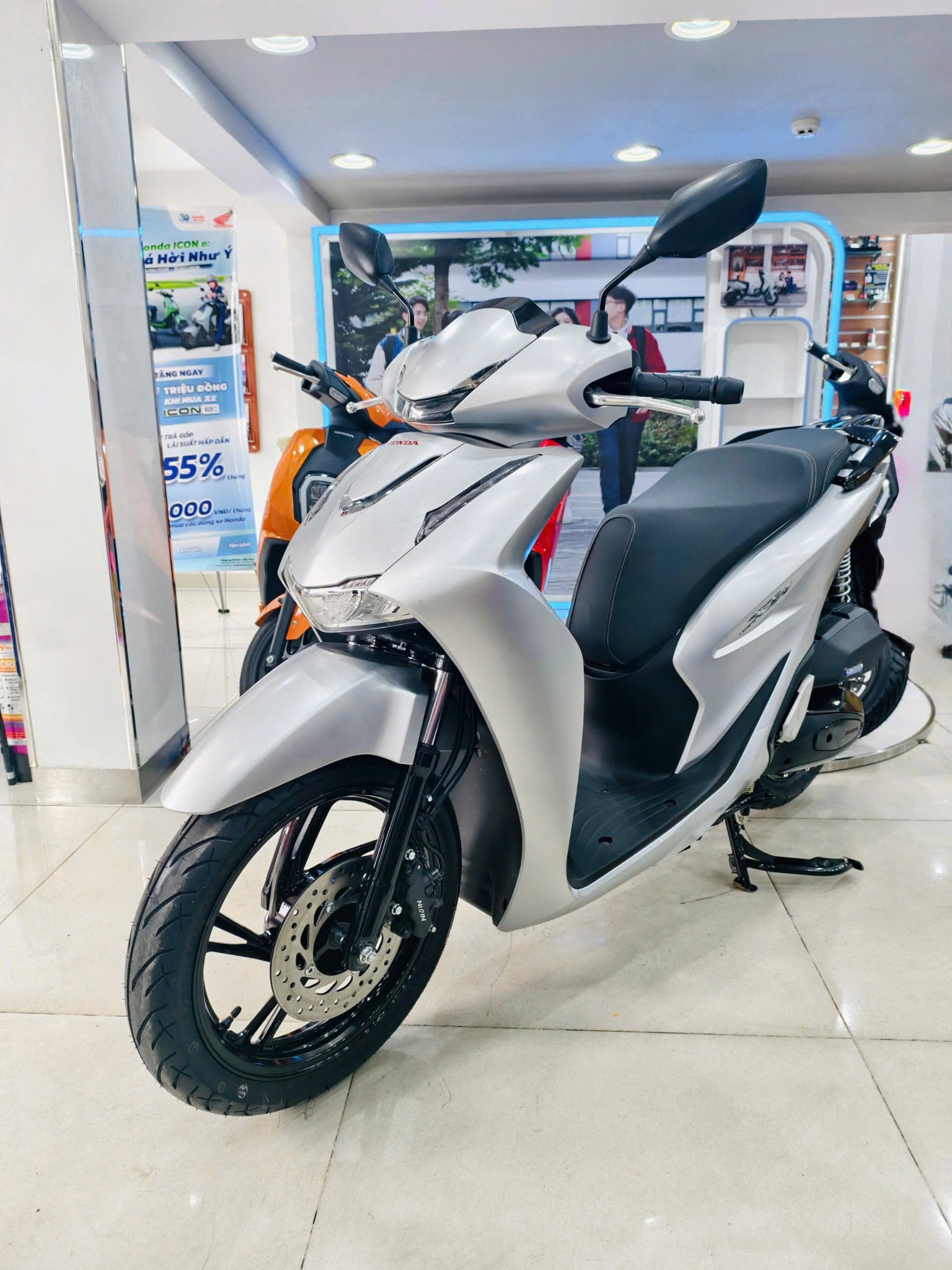 SH 125/160 BẠC NHÁM