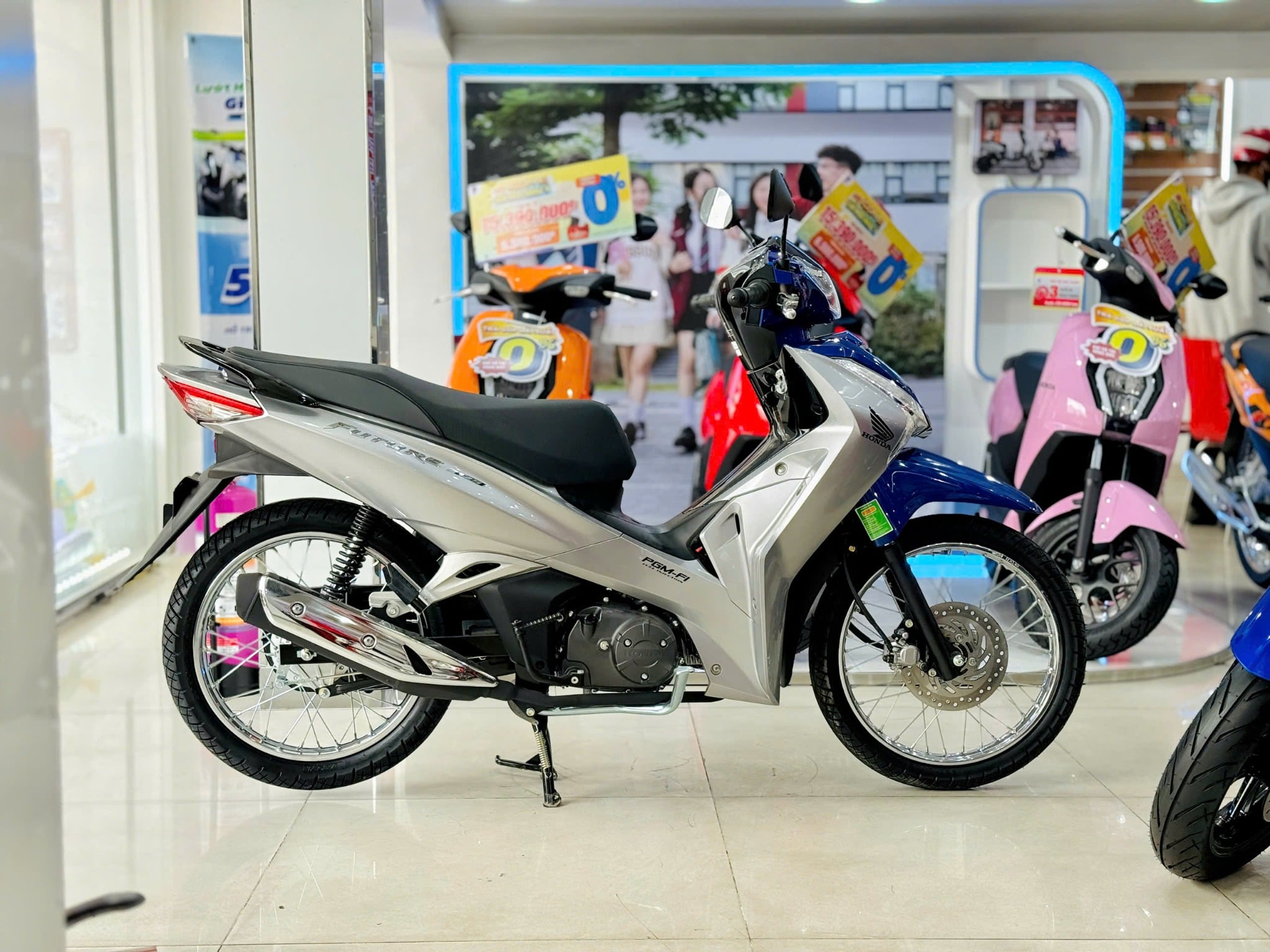 FUTURE BẠC XANH