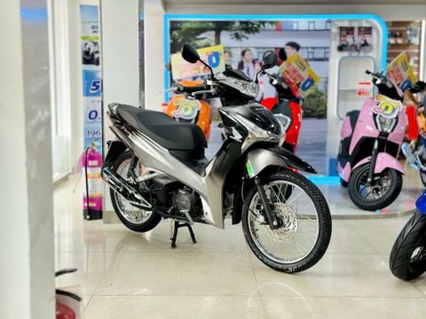 FUTURE ĐEN LOANG BẠC