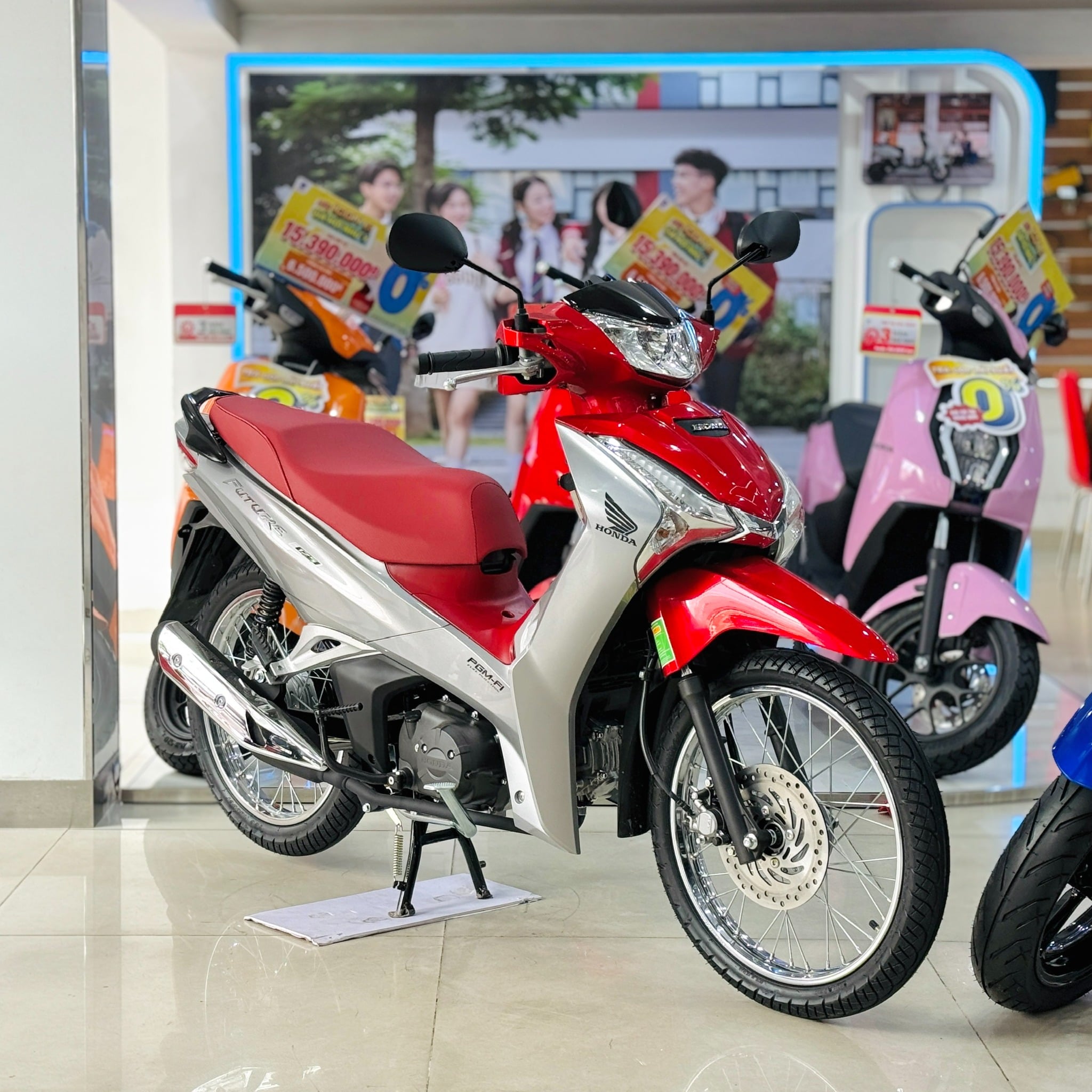 FUTURE ĐỎ BẠC