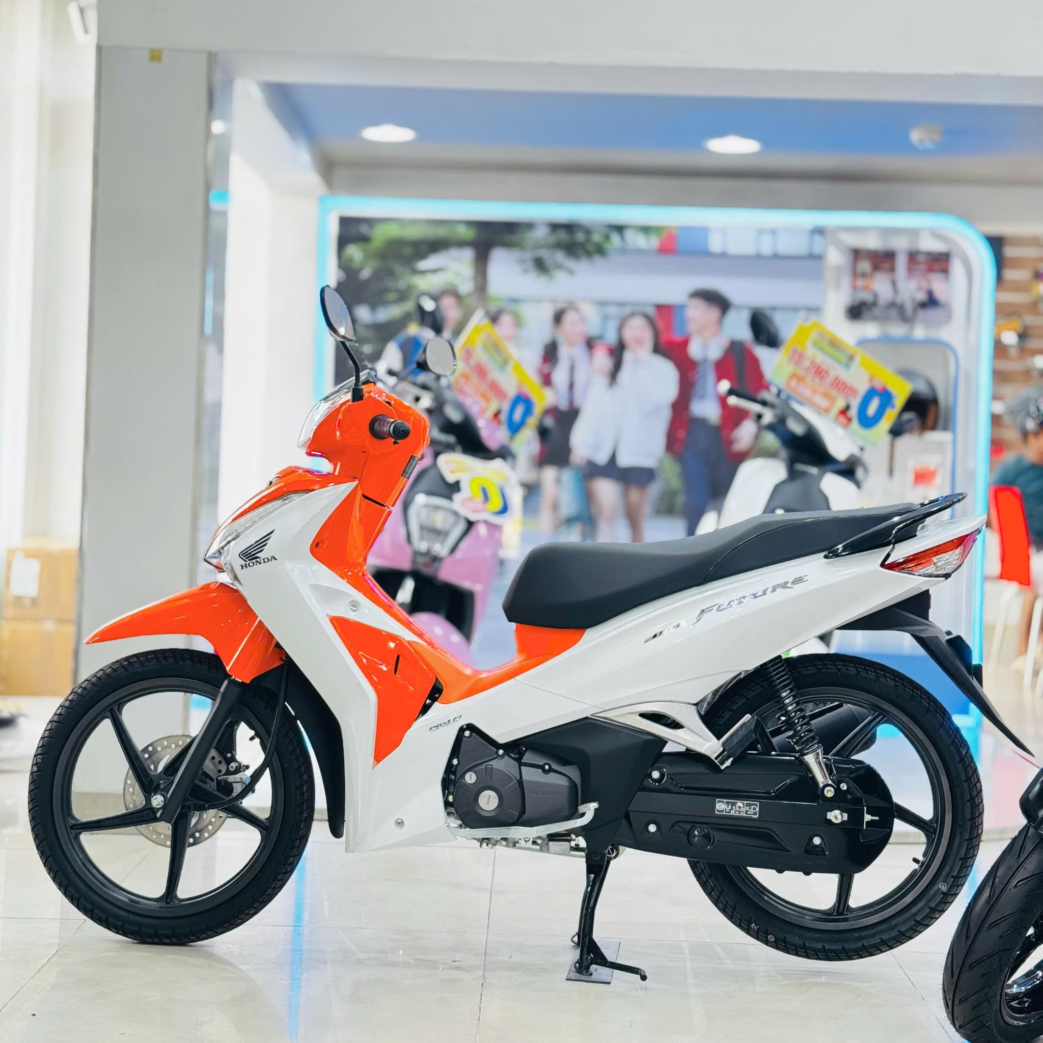 Future Trắng Cam
