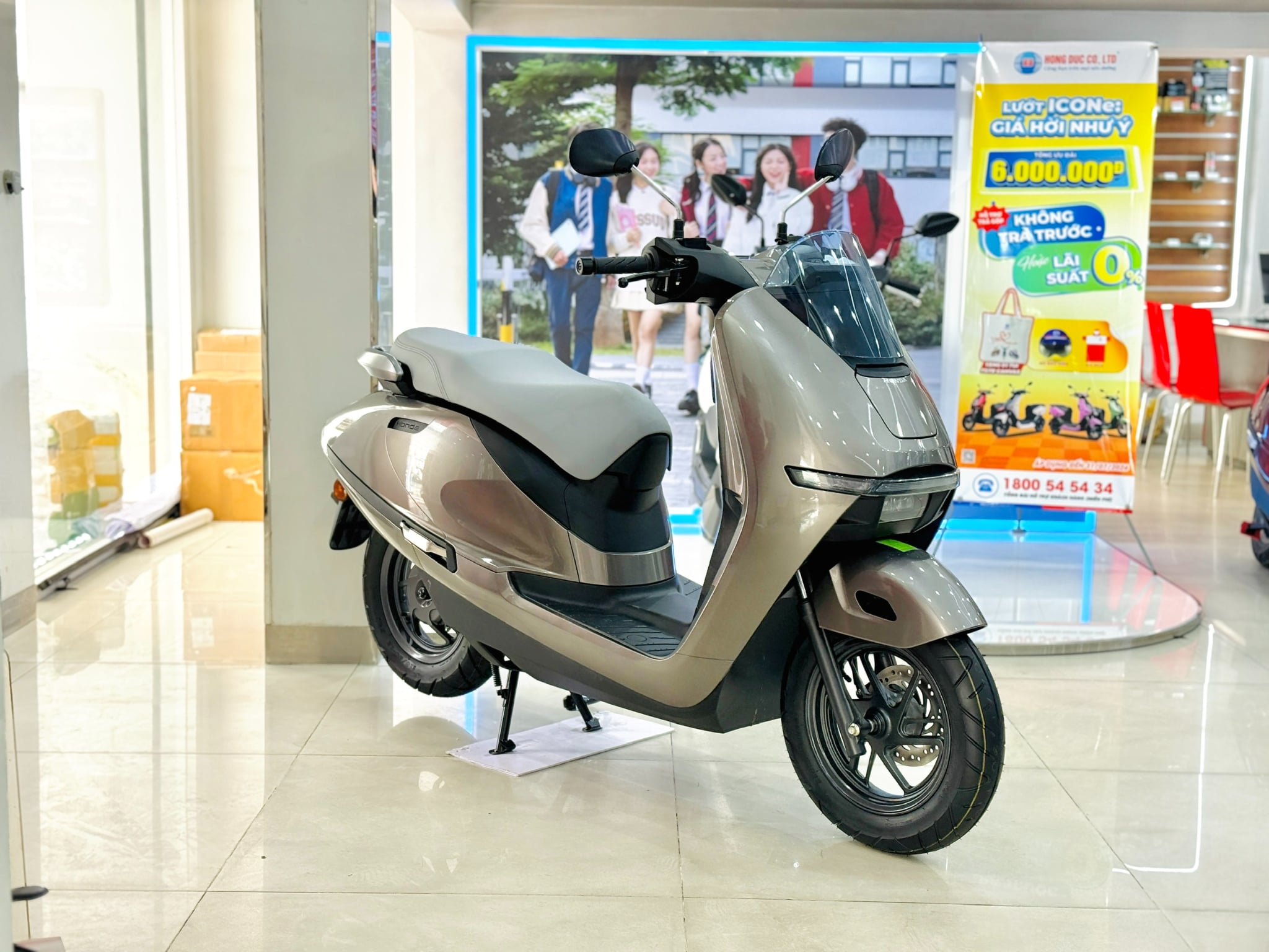 Honda UC3 Xám Titan