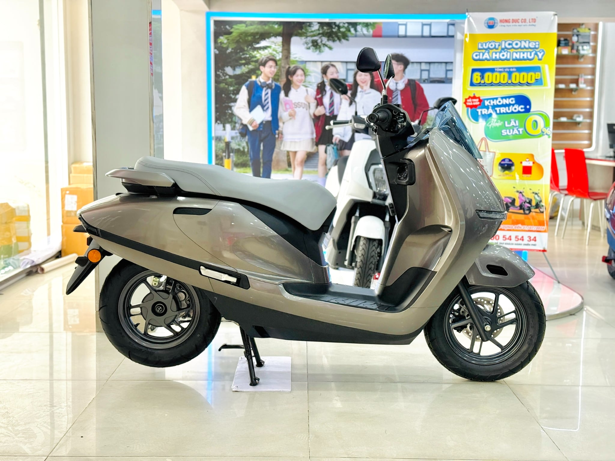 Honda UC3 Xám Titan