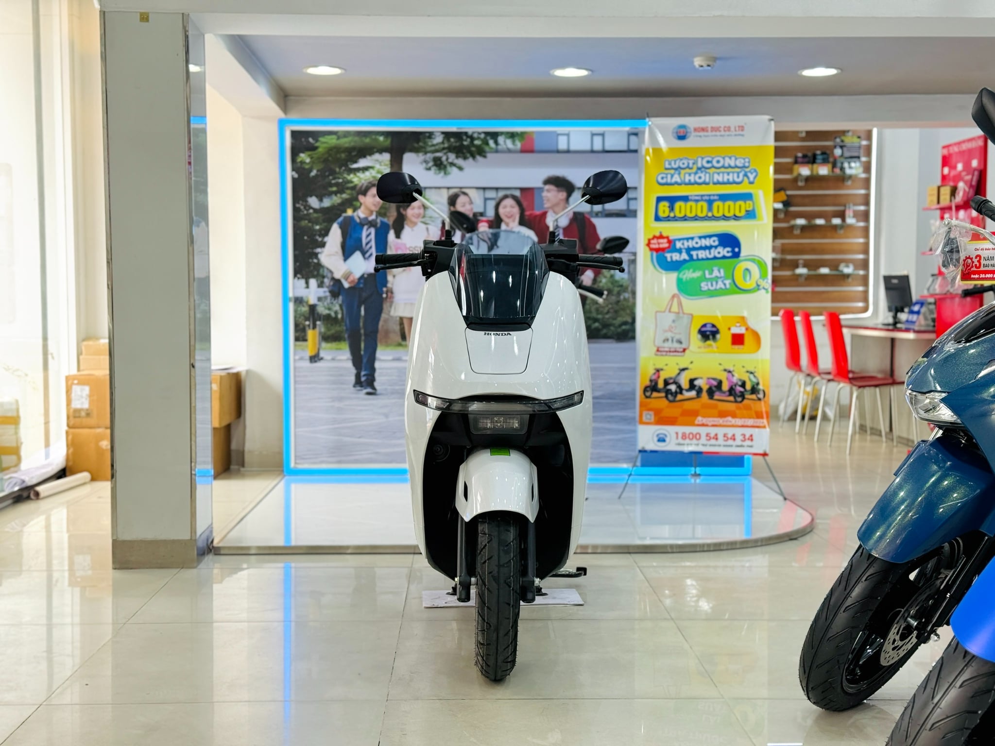 Honda UC3 Trắng