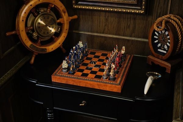  The Great Pirate Battle Chess Set 