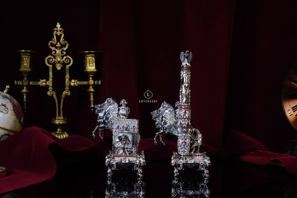  Bộ sưu tập Bút và Bật lửa bạc Hoàng đế Napoleon - Alexander McQueen 