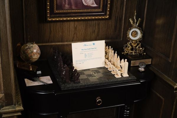  The New York Chess Set 