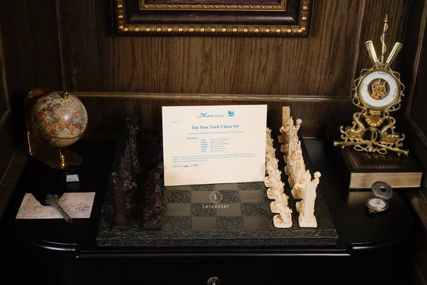  The New York Chess Set 