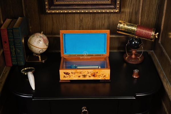  Reuge music box 72 notes 
