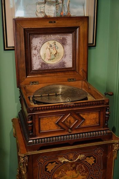  Symphonion Music Box 