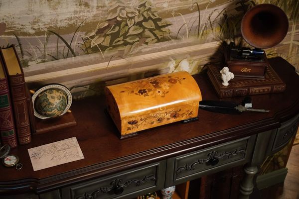  Reuge music box 72 notes 