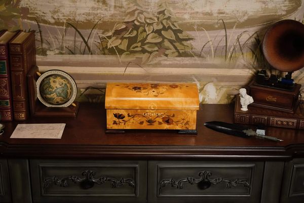  Reuge music box 72 notes 