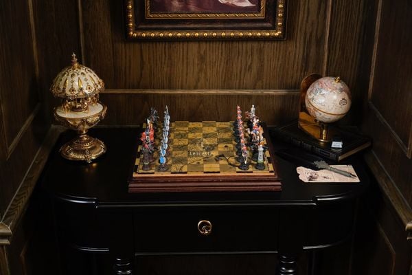  The Crusades Chess Set 