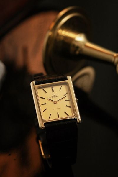  OMEGA Tank Ref 511.0404 